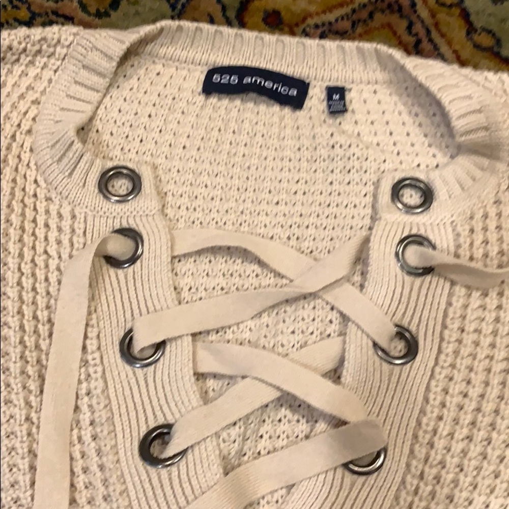 Short beige cotton sweater